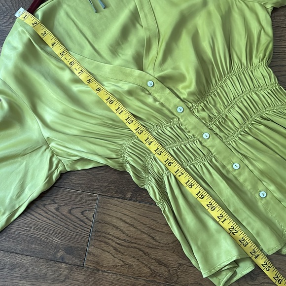 By Anthropologie Smocked Satin Blouse V neckline peplum 100% viscose size Small - Picture 5 of 13